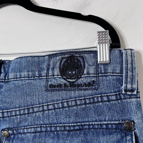 Rock & Republic Mens Taylor Bootcut Jeans 34 Embellished Flap Pockets Distressed - Picture 8 of 14